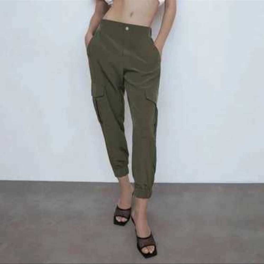 Zara Green Track Pants with Elastic Waistband